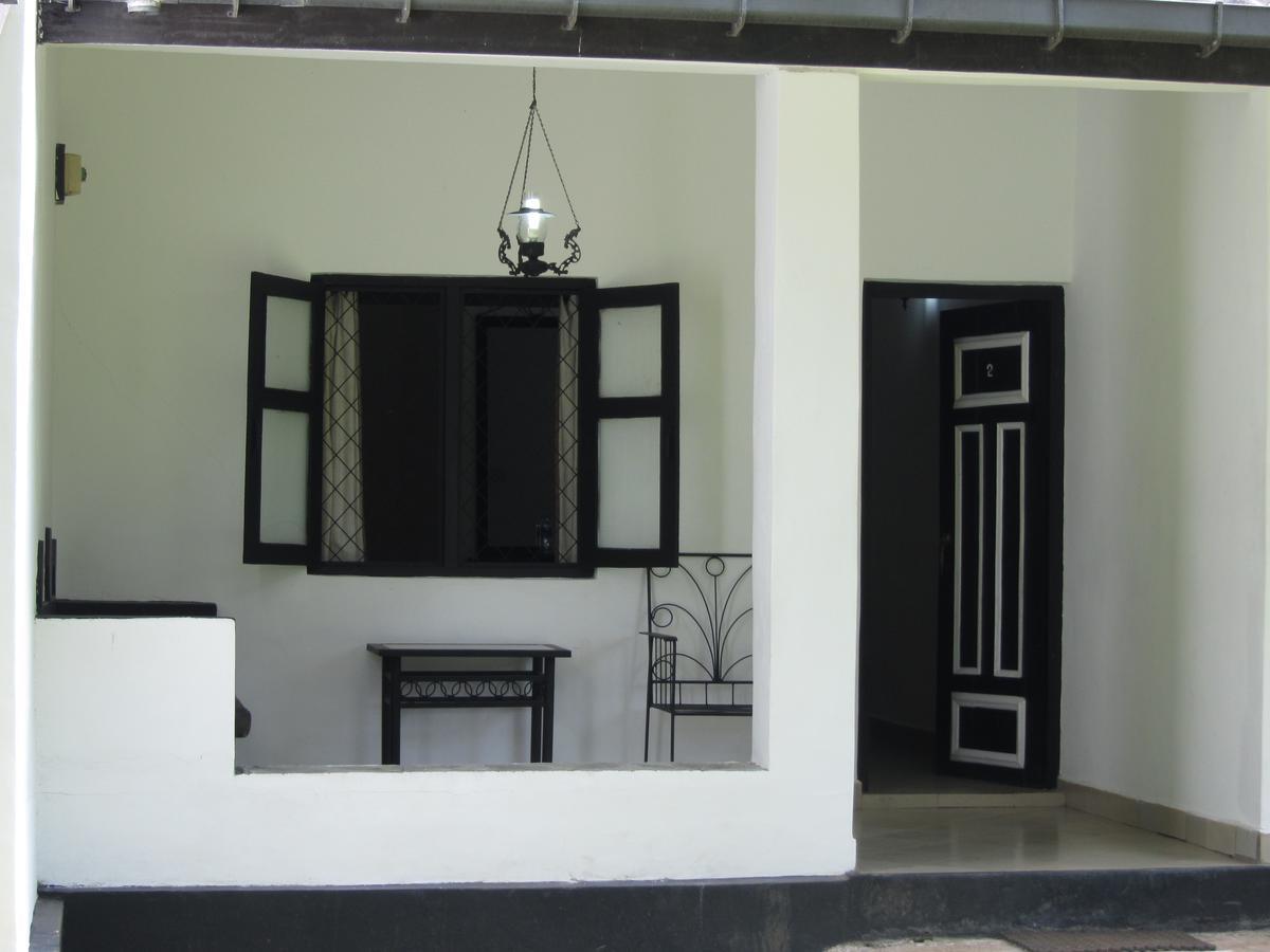 Dambulu Oya Family Park Hotell Dambulla Exteriör bild