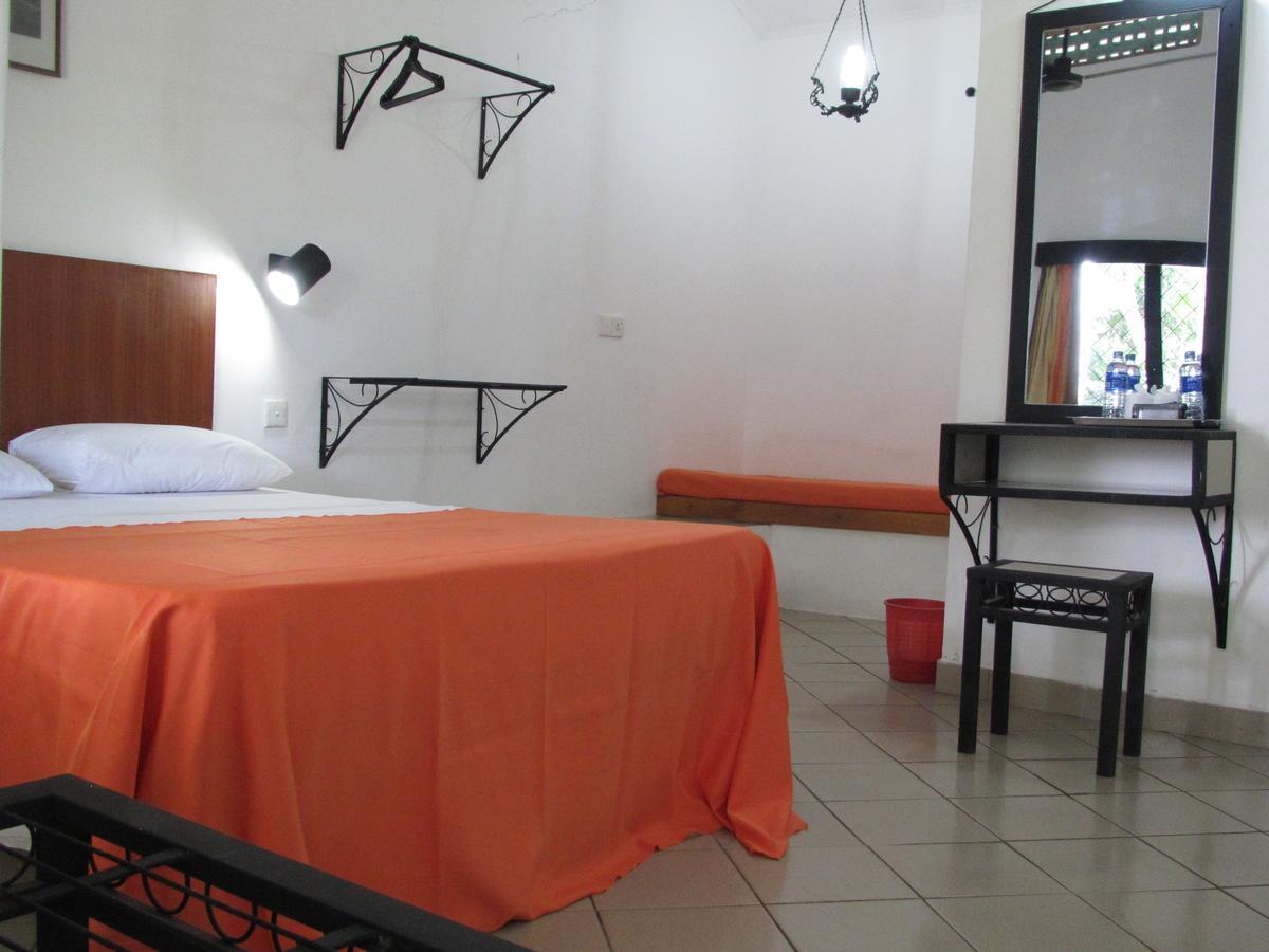 Dambulu Oya Family Park Hotell Dambulla Exteriör bild