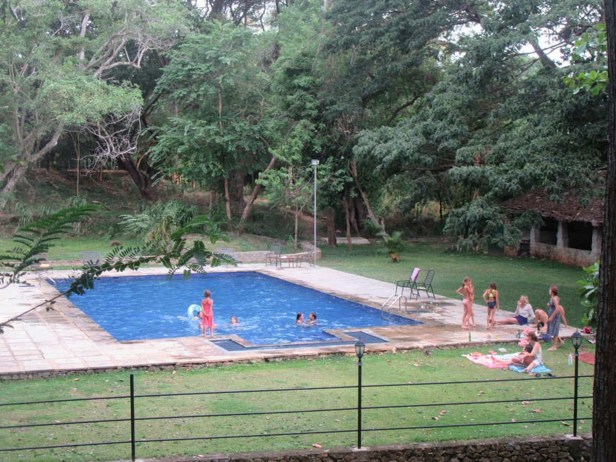 Dambulu Oya Family Park Hotell Dambulla Exteriör bild